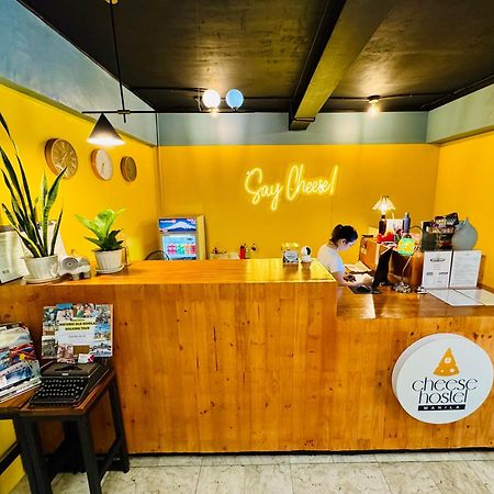 Cheese Hostel Manila Makati City Екстериор снимка