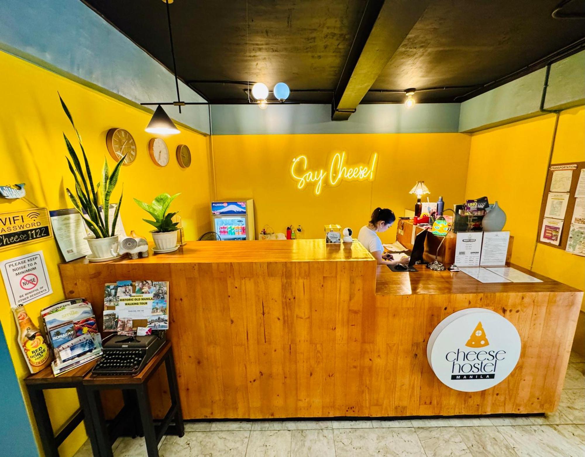Cheese Hostel Manila Makati City Екстериор снимка