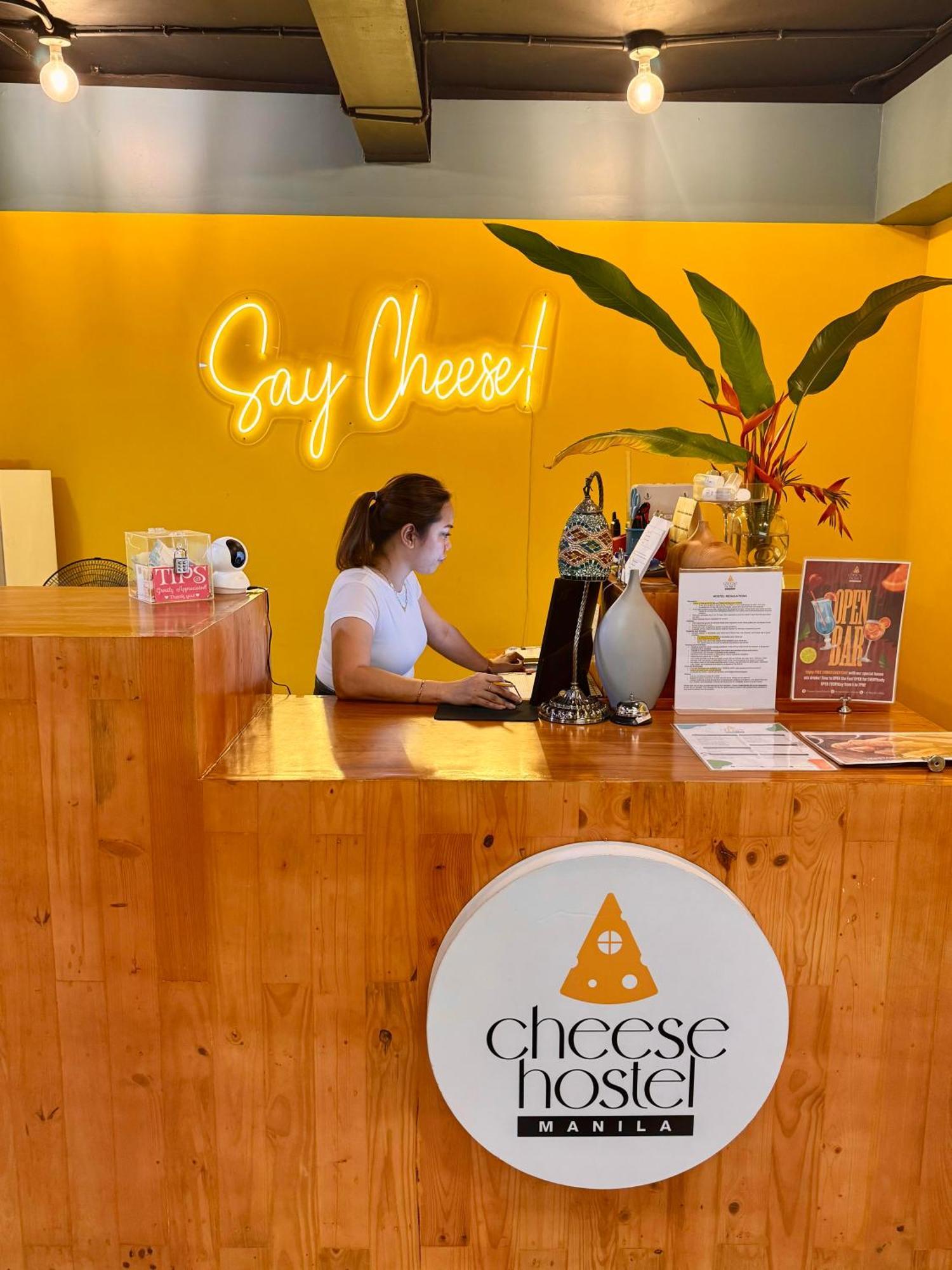 Cheese Hostel Manila Makati City Екстериор снимка